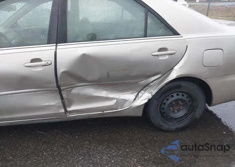 2002 Toyota Camry Le from USA, damaged, VIN 4T1BE32K02U612751